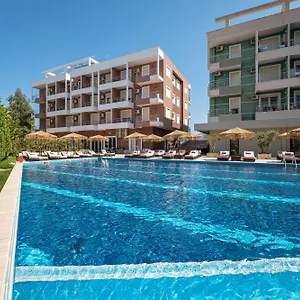 Otel Gest, Radhimë